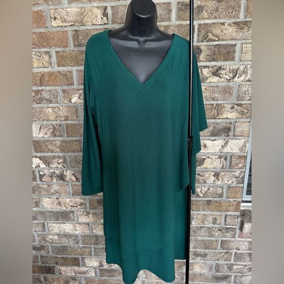 Soft Surroundings Women's Marla Dress Jewel
NWT Size Medium - Picture 4 of 9